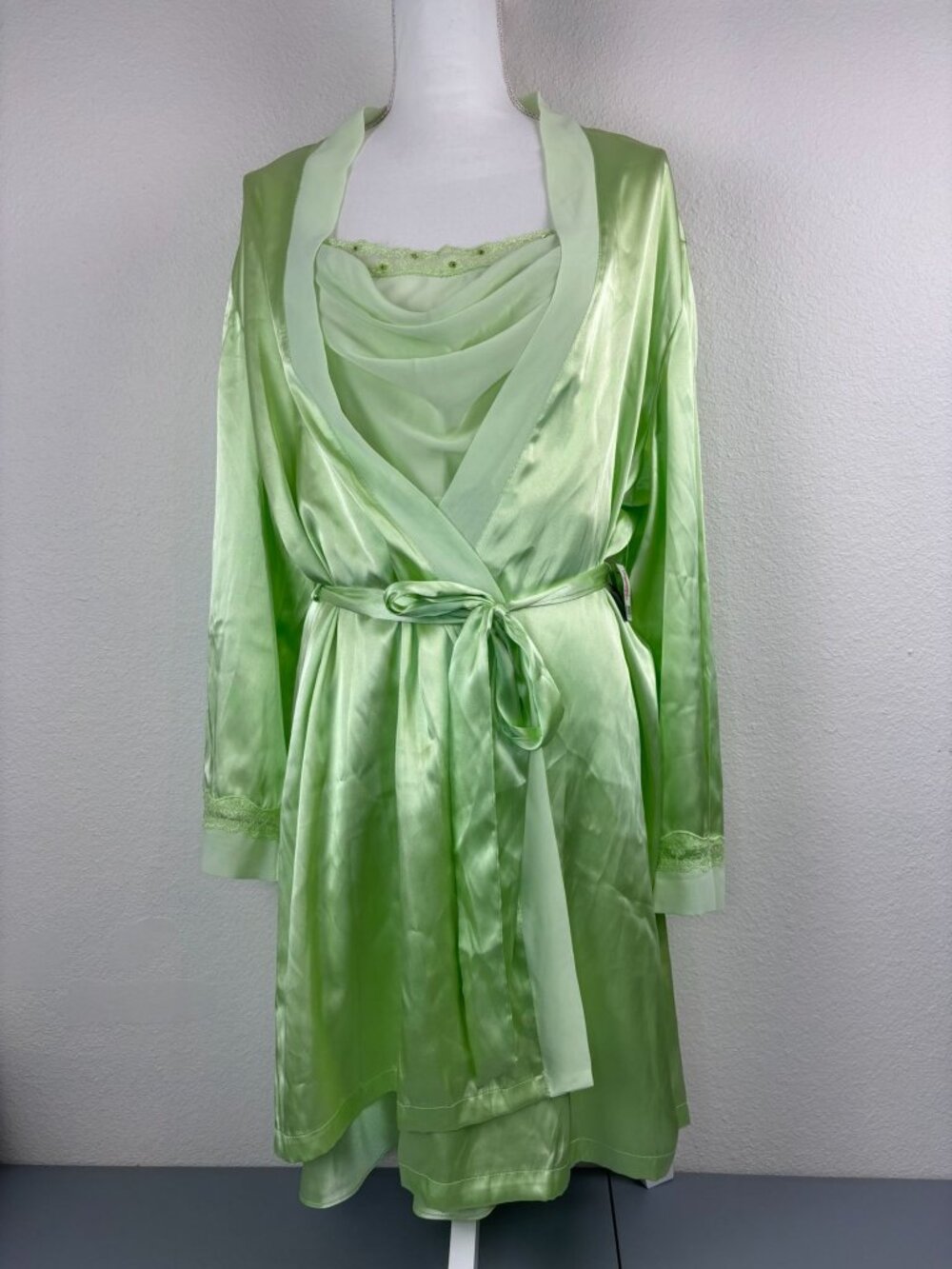 Delicates women's large XL lime green vintage robe chemise lingerie sleep set